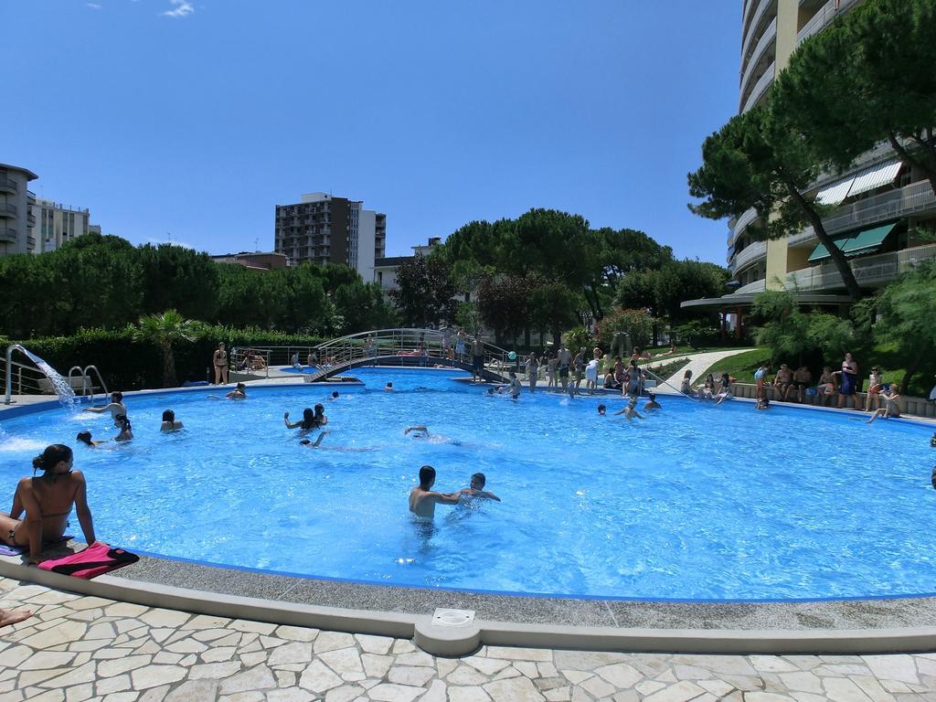 Appartamenti La Torre Lignano Sabbiadoro Dış mekan fotoğraf