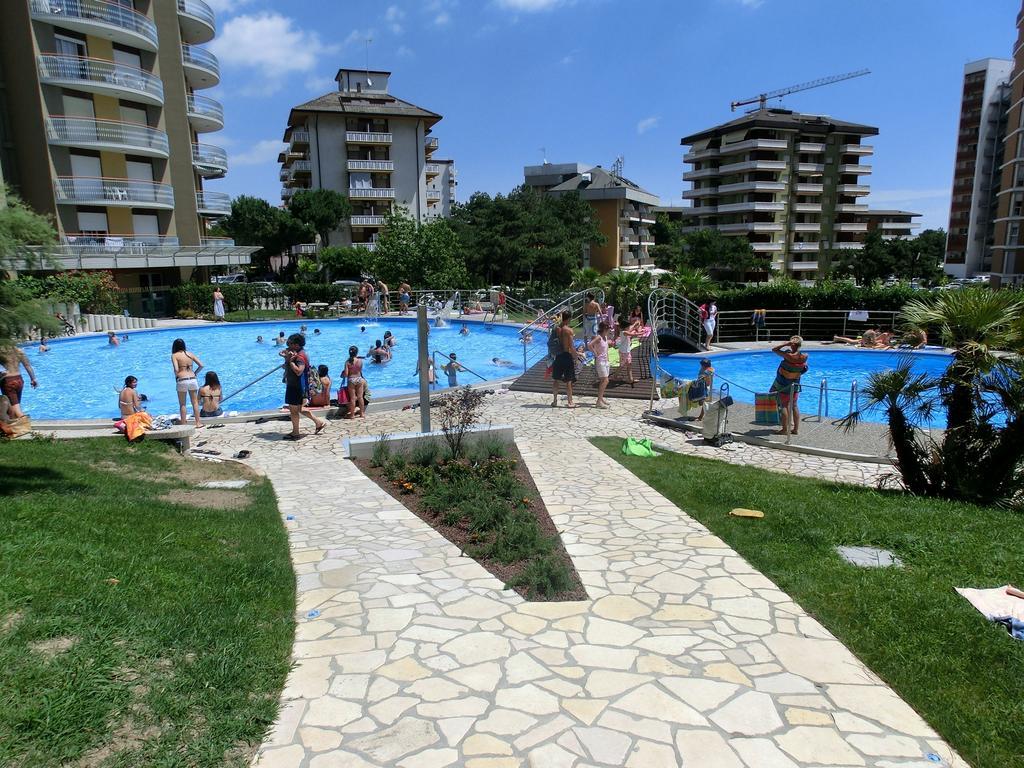 Appartamenti La Torre Lignano Sabbiadoro Dış mekan fotoğraf