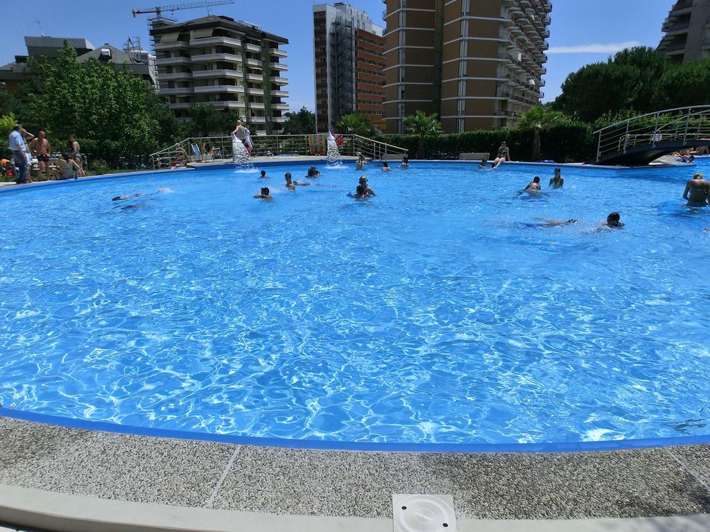 Appartamenti La Torre Lignano Sabbiadoro Dış mekan fotoğraf