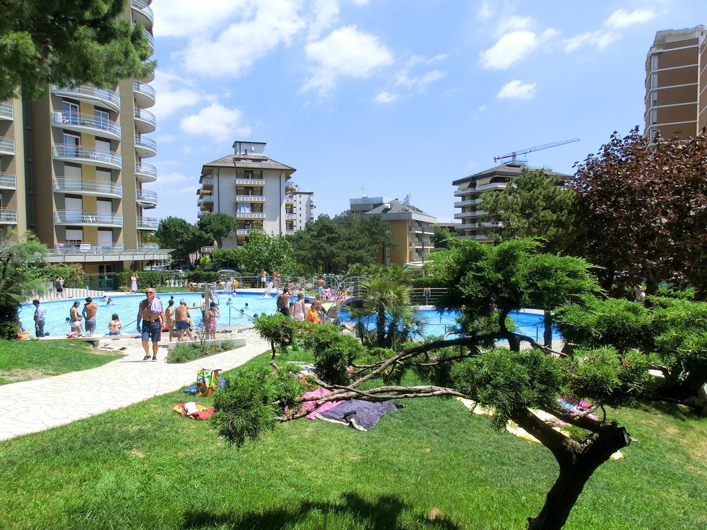 Appartamenti La Torre Lignano Sabbiadoro Dış mekan fotoğraf